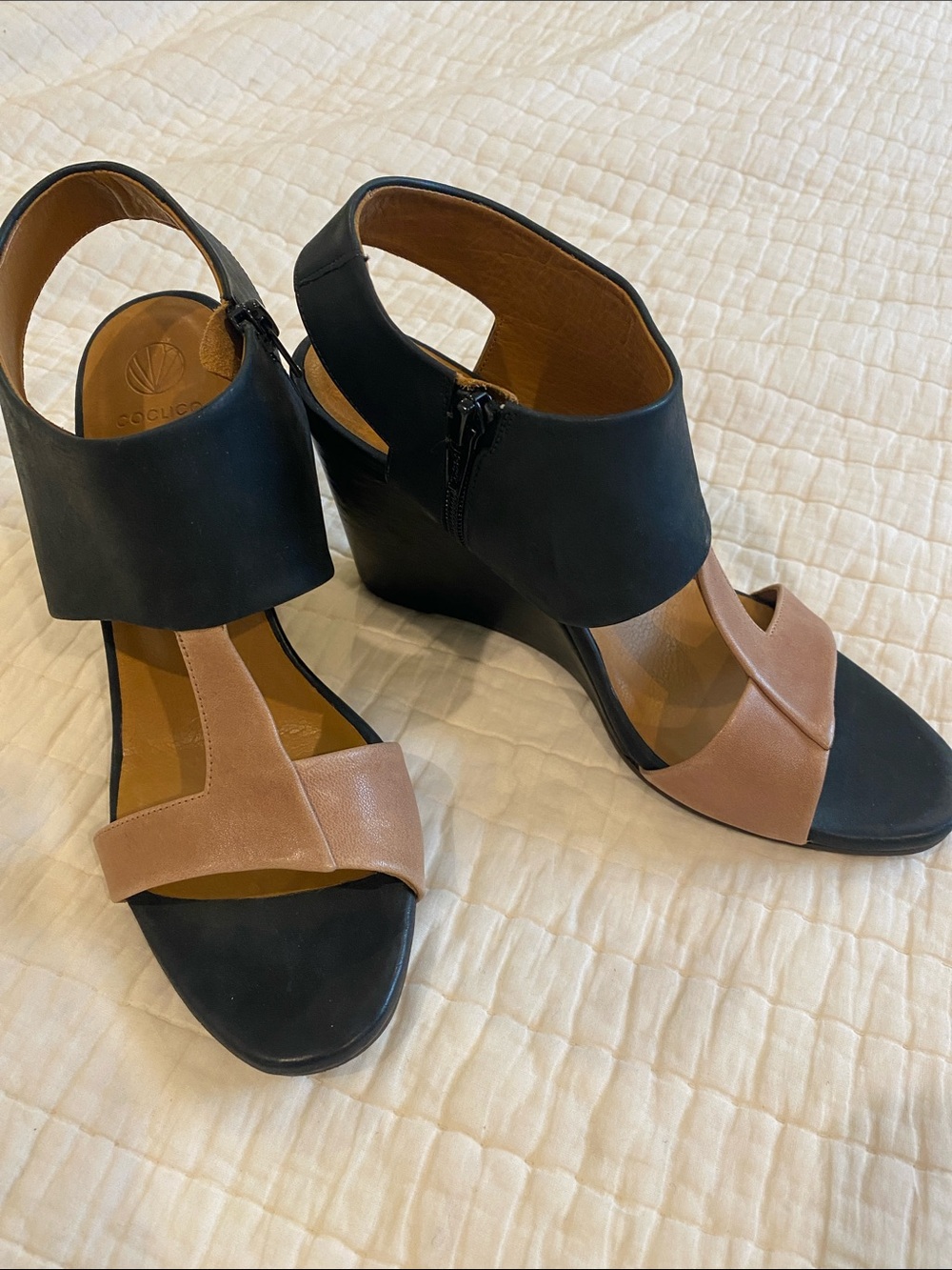 Coclico wedge sandals. Excellent condition. Size 38.